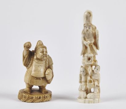 null JAPON - Epoque MEIJI (1868 - 1912)

Deux okimo, un en ivoire, Ebisu debout avec...