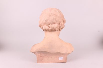null Henri BARGAS (XXe siècle)

Buste d'enfant

Epreuve en terre cuite signée au...