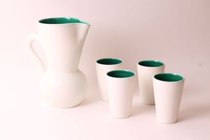 null ANDRÉ BAUD (1903-1986) for VALLAURIS 

White glazed ceramic orangeade set, green...