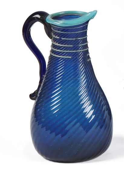 null ITALIAN WORK

Pitcher with ovoid body, shaped spout and small lateral handle....