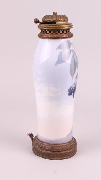 null OIL LAMP LEGS in porcelain with polychrome decoration of leaves in a landscape....