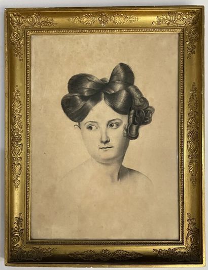 null French school of the 19th century 

Portrait of a young woman 

Pencil on paper

51...
