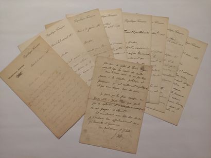 null JOFFRE (Joseph) (1852-1931)					

9 Lettres autographes signées à « Mon cher...