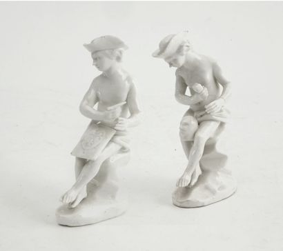 null Orléans

Ensemble de quatre figures en porcelaine tendre émaillée blanche représentant...