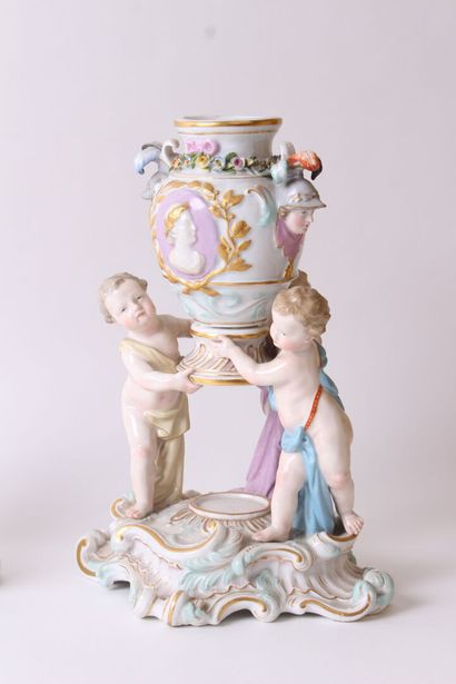 null 
Meissen

Two polychrome porcelain groups representing Diana and Endymion for...