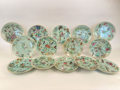 CANTON


Six large plates and fourteen small...