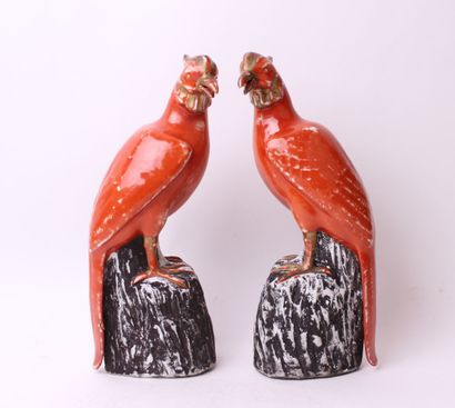 CHINA 


Two birds in red and gold porcelain,...
