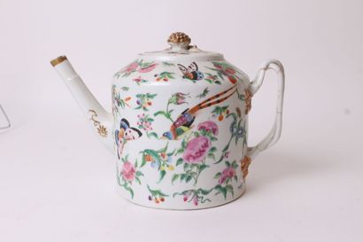 null CANTON


Porcelain covered teapot with polychrome decoration of birds and butterfly...