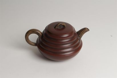 CHINA - 20th century


Yixing stoneware teapot...