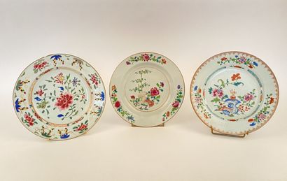 null CHINA


Three porcelain plates, one of which is a soup plate, with polychrome...