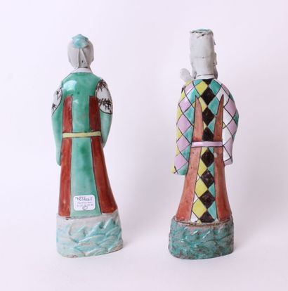 null CHINA - Early 19th century


Two statuettes of immortals in polychrome enamelled...