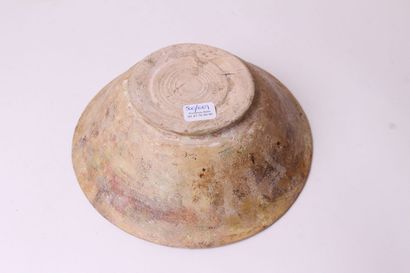 null Abbasid art, 9th century 


Ceramic truncated cone bowl decorated with parallel...