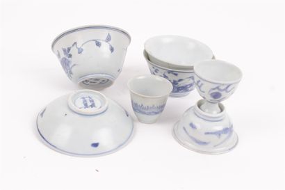 CHINA 


Set of four bowls, a cup, an egg...