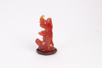 null CHINE


Figurine en agate sculptée représentant un coq perché et une poule....