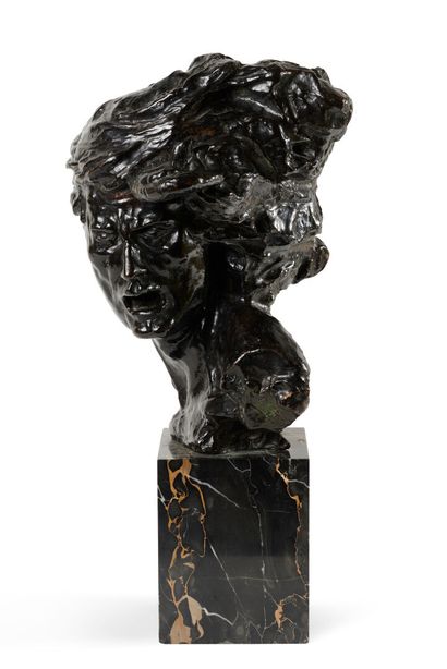 null Alfredo Pina (1883-1966)

Head of a screaming woman called Gorgon's head

Bronze...