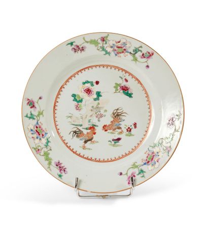 China

Porcelain plate with polychrome decoration...