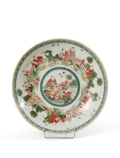 China

Round porcelain cup with relief decoration...