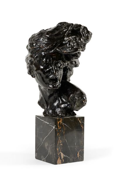 null Alfredo Pina (1883-1966)

Head of a screaming woman called Gorgon's head

Bronze...