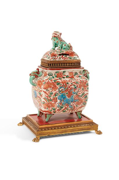Japan

Porcelain covered incense burner of...