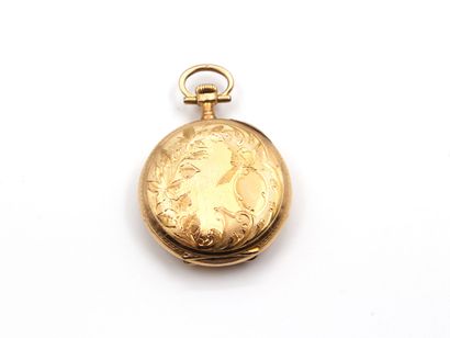 null Pocket watch in yellow gold 750 thousandth, the engraved bottom with decoration...