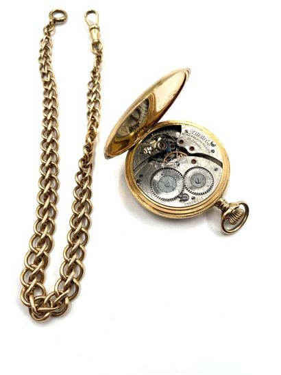 null WALTHAM

Pocket watch in 18k (750) gold. Case on hinge. White enamel dial with...