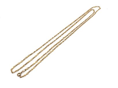null Articulated long necklace in yellow gold 750 thousandths, the openwork links,...