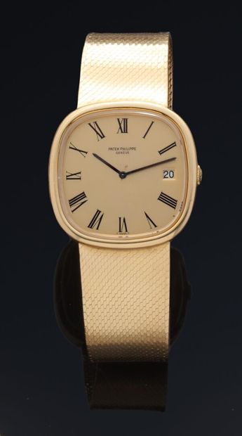 null PATEK PHILIPPE 

Ellipse 

Bracelet watch in 18k (750) gold. Cushion-shaped...