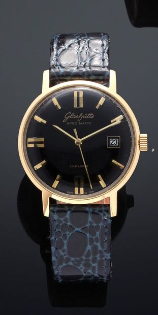 null GLASHUTTE

Spezimatic

Gold-plated metal wristwatch. Round case, screwed back...
