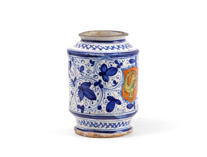 null FAENZA

Cylindrical majolica albarello decorated with blue, yellow and ochre...