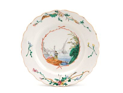 null MARSEILLE

Earthenware plate with contoured edge with polychrome decoration...