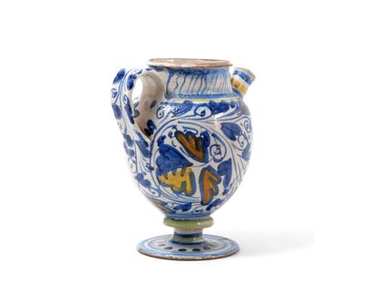 null LYON

Two earthenware chevrettes with blue, ochre and yellow decoration of foliage.

17th...
