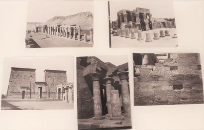 null Photographies orientalistes (Egypte, sites archéologiques). Circa 1870-1900....