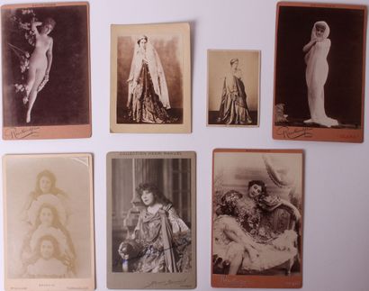 null Photograph, Sarah Bernhardt and female personalities. Circa 1870-1900. 

Set...