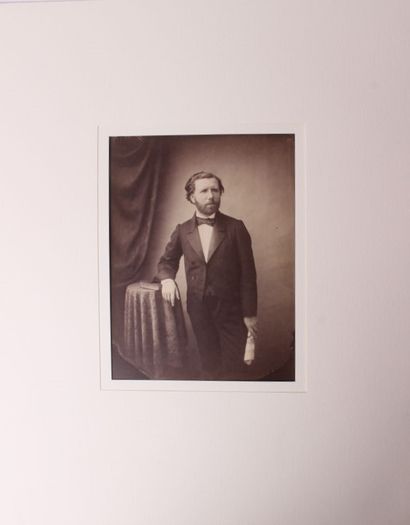 null Photographie. Portraits d'hommes, personnalités. Circa 1857-1860. 

Ensemble...