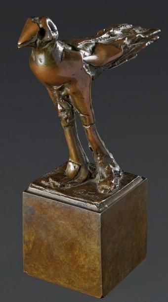 BALDACCINI CESAR (MARSEILLE 1921-1998 PARIS) Poulette, 1982 Bronze à patine brun...