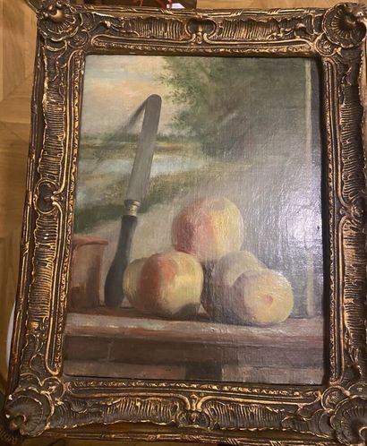 null School of the end of the 19th century 

Apples and knife 

Oil on canvas, pasted...