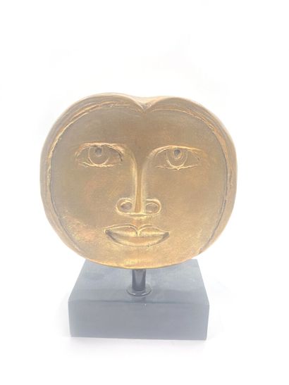 null Anton PRINNER (1902-1983)

Visage de femme 

Épreuve en bronze doré. Signé,...