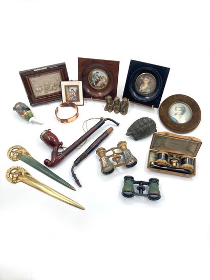 null SET OF GLASS OBJECTS including three miniatures, an engraved plate, pipes, copper...