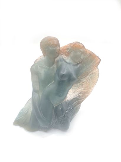 null DAUM, France

Embracing couple

Proof in grey-blue glass paste, signed on the...