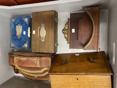 null Set of three leatherette and wood veneer CARRIERS decorated with birds, a box...