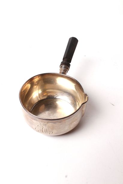 null SET in silver 925 thousandths including a saucepan and a timbale. 

Gross weight...