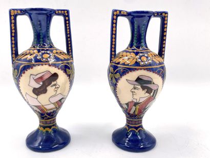 null QUIMPER

Pair of glazed earthenware amphora vases decorated with Breton profiles...