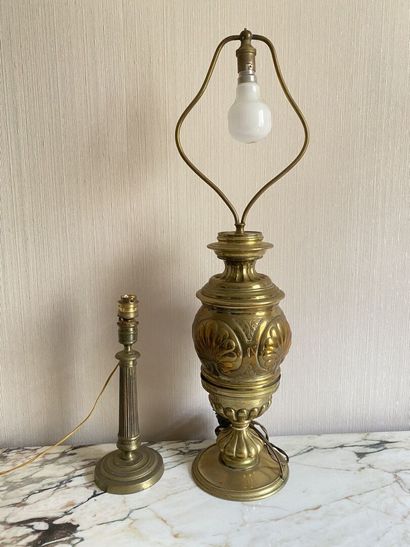 null SET OF LIGHTS including : 

- 3 pairs of gilt bronze sconces, one with glass...