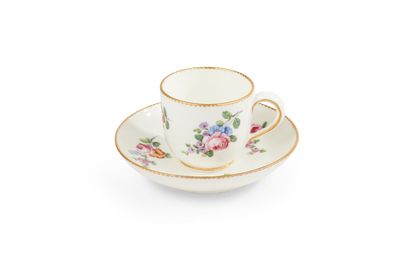 null Sevres

Bouillard cup and its saucer in soft porcelain with polychrome decoration...