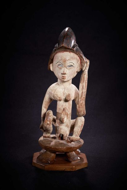 Statuette Punu (Gabon)

Rare statuette figurant...