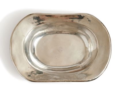 Plated metal basin of oval form with broad...