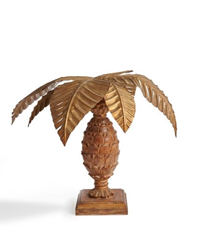 null Pair of decorative palm trees in carved wood and gilded sheet metal, on wooden...
