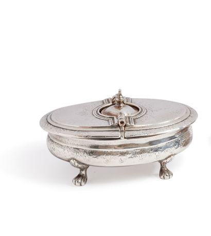 Spice box in plated metal of oval form, with...