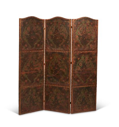 null Three-leaf screen in embossed and painted leather decorated with foliage and...