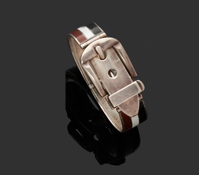 null GUCCI.
Rigid and opening bracelet in silver 800 thousandths enamelled black,...